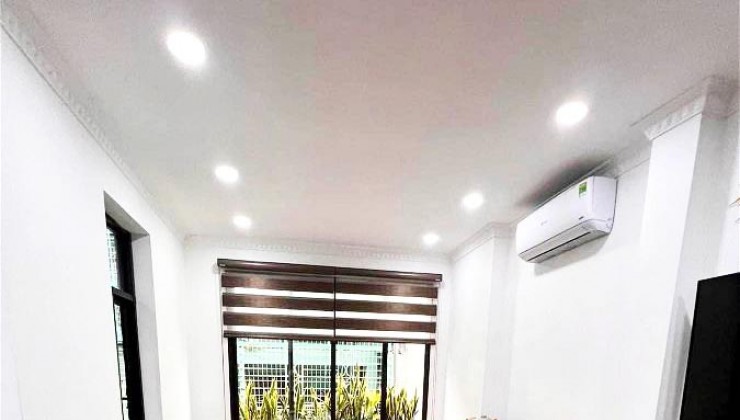 TRẦN QUANG DIỆU- MẶT NGÕ Ô TÔ TRÁNH - PHÂN LÔ BÀN CỜ - 60M2 X 6 TẦNG THANG MÁY - MT 6M - VỈA HÈ - VP KINH DOANH